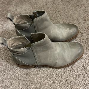 Women’s Sorel Size 8 Boots